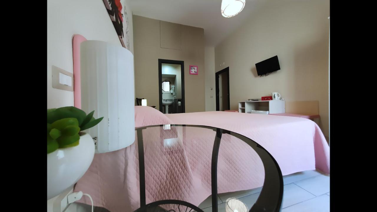 Bed and Breakfast Domus Armenio à Naples Extérieur photo