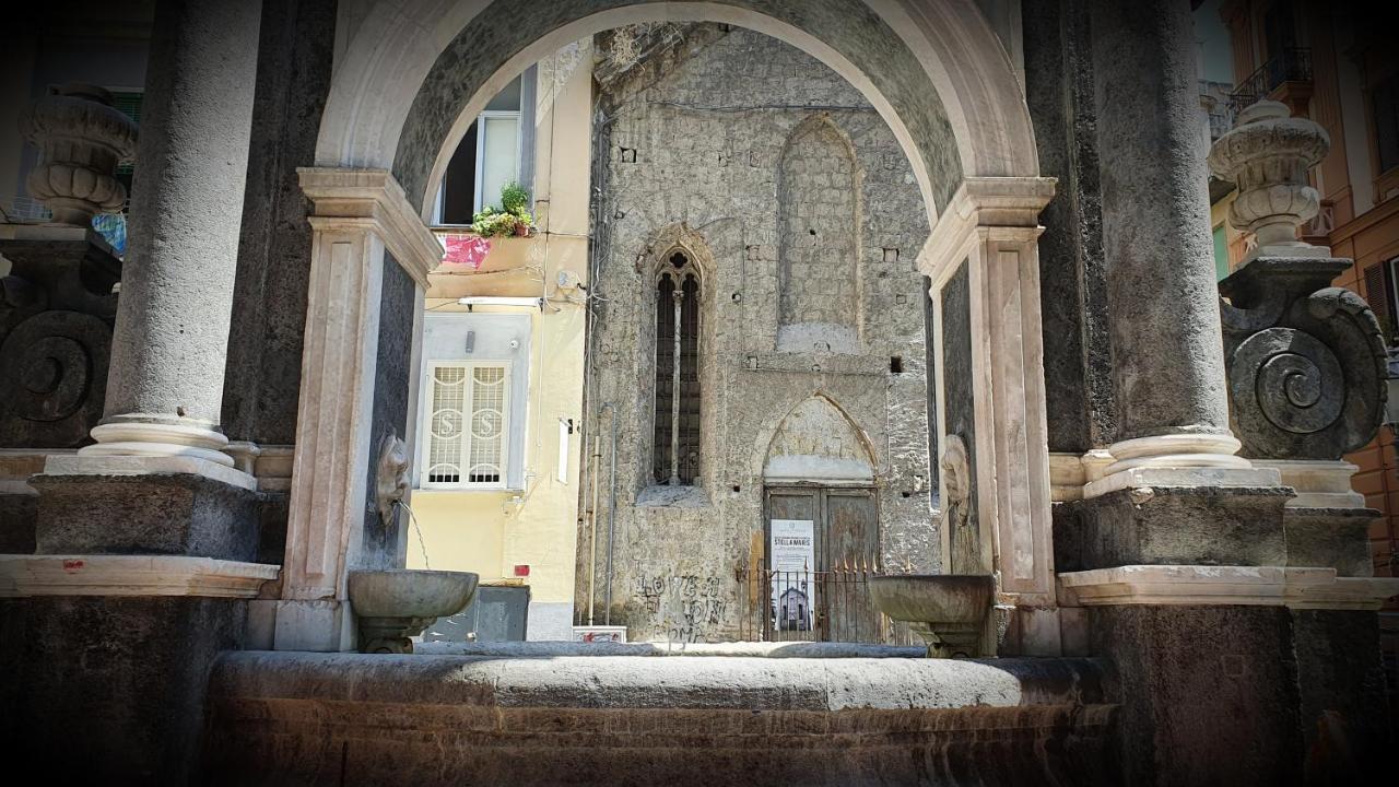 Bed and Breakfast Domus Armenio à Naples Extérieur photo