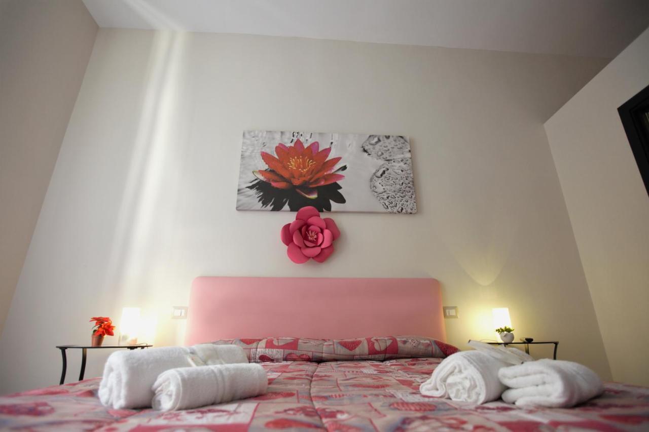 Bed and Breakfast Domus Armenio à Naples Extérieur photo